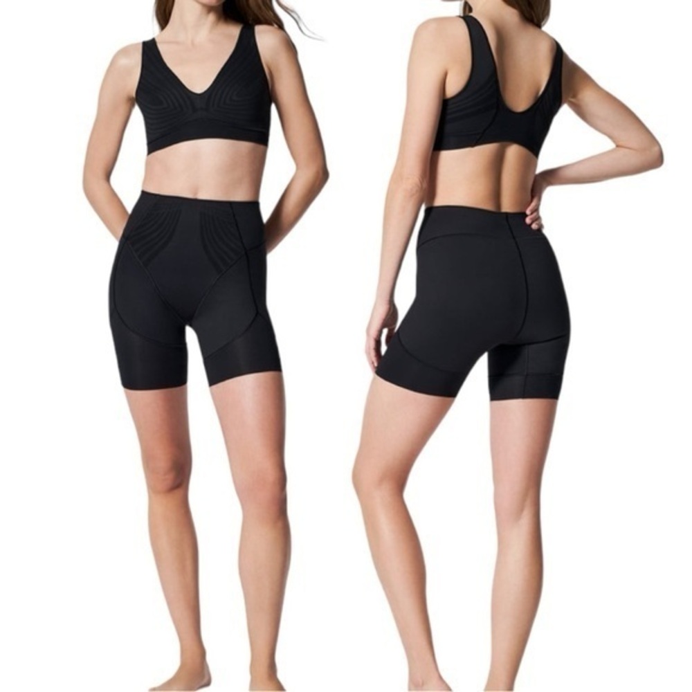 NWT SPANX Haute Contour Mid-Thigh Short size XL in Black